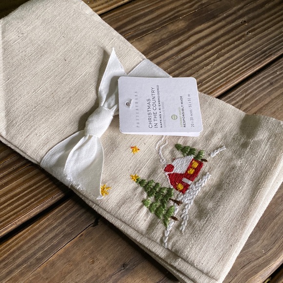 Pottery Barn Christmas in the Country Embroidered Cotton/Linen Napkins -Set of 4 - Picture 13 of 16